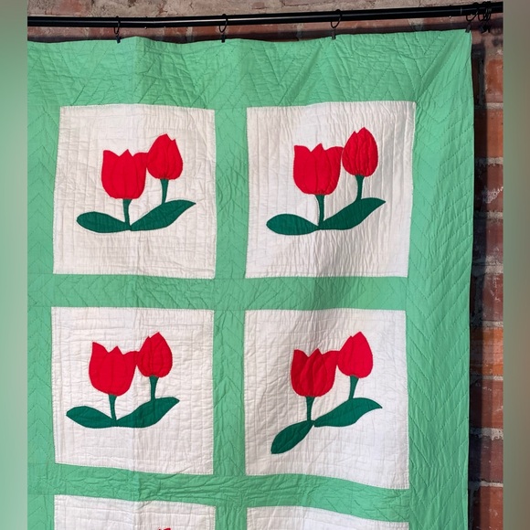 Vintage Handstitched Appliqué Quilt with Tulips 69” x 90” - Picture 3 of 12